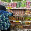 Tekanan Rupiah Mengintai Saham Konsumer, Ini Rekomendasi Analis untuk MYOR, INDF, dan UNVR
