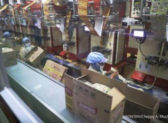 Pelemahan Rupiah Berlanjut: Sektor Konsumer Tertekan, Saham Defensif Jadi Pilihan