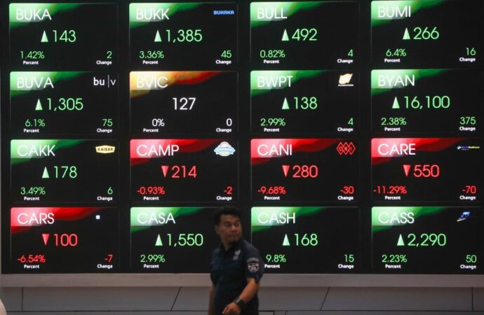 OJK Tegaskan Fundamental Emiten Tetap Kokoh di Tengah Tekanan IHSG