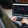 Koreksi Dalam IHSG 35,3%: Strategi Realokasi Portofolio di Tengah Tekanan Rupiah dan Global
