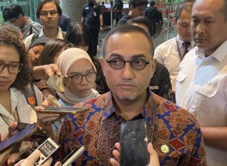 Koreksi IHSG: OJK Beberkan Kombinasi Tekanan Global dan Domestik di Balik Pelemahan Pasar