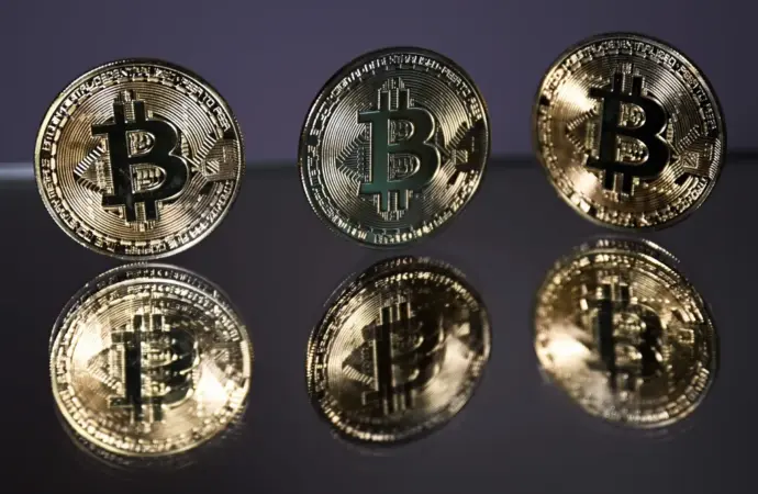 Koreksi Pasar Dahsyat: 2,5 Triliun Dolar AS Lenyap dari Kripto dan Saham