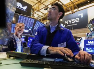 IPO SpaceX Guncang Wall Street: Valuasi Rp27.000 Triliun dan Risiko Global Membayangi